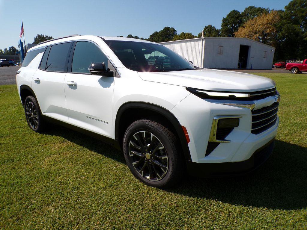 new 2026 Chevrolet Traverse car, priced at $47,420