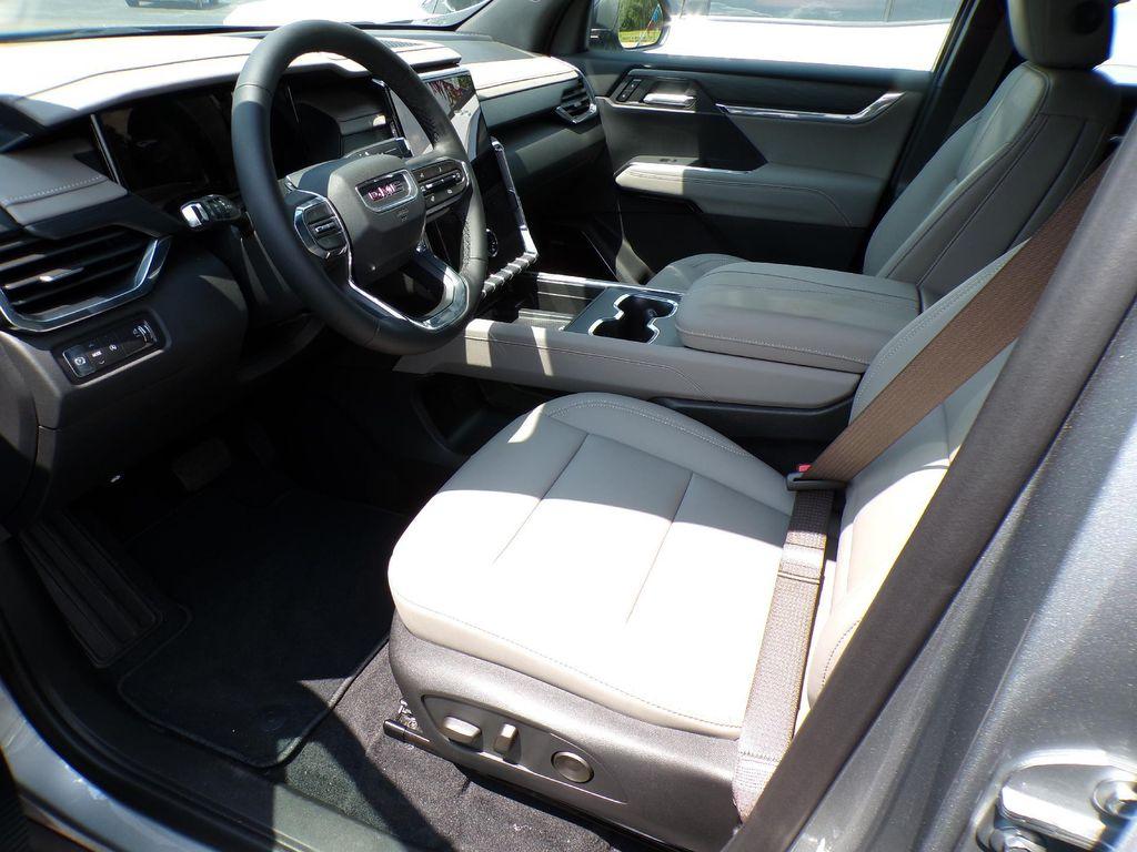 new 2025 GMC Acadia car, priced at $47,525