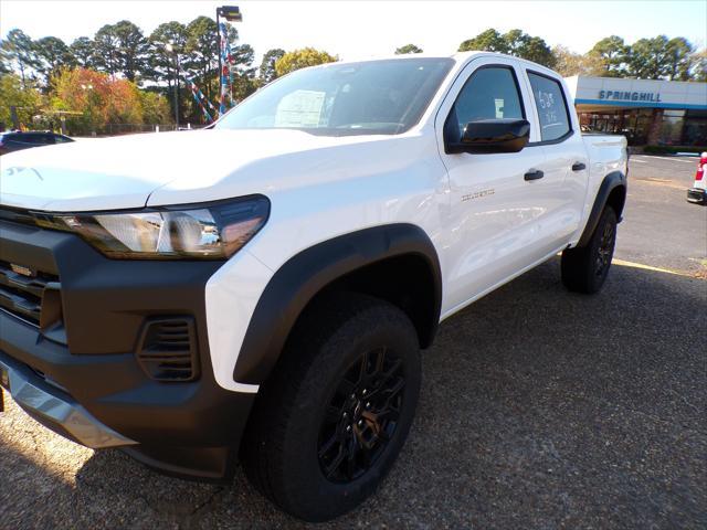 new 2024 Chevrolet Colorado car, priced at $40,660