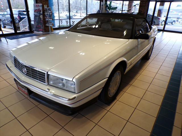 used 1993 Cadillac Allante car, priced at $11,500