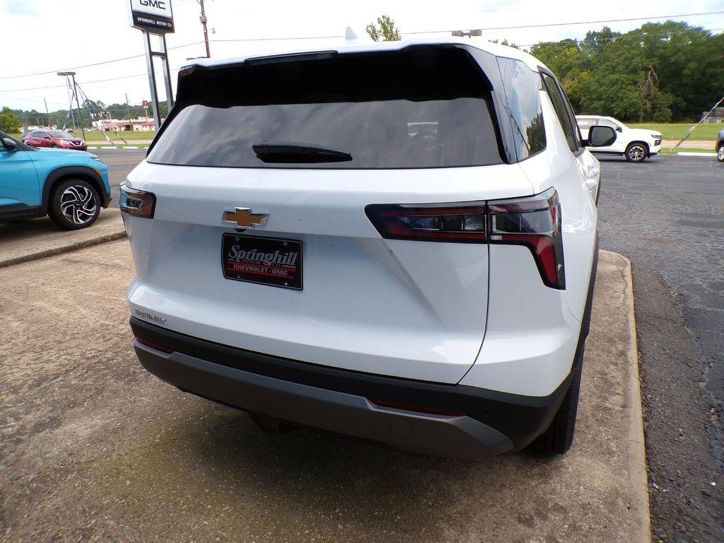 new 2026 Chevrolet Equinox car, priced at $30,290