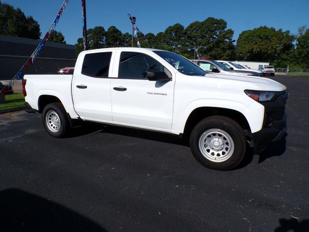 new 2025 Chevrolet Colorado car, priced at $34,690