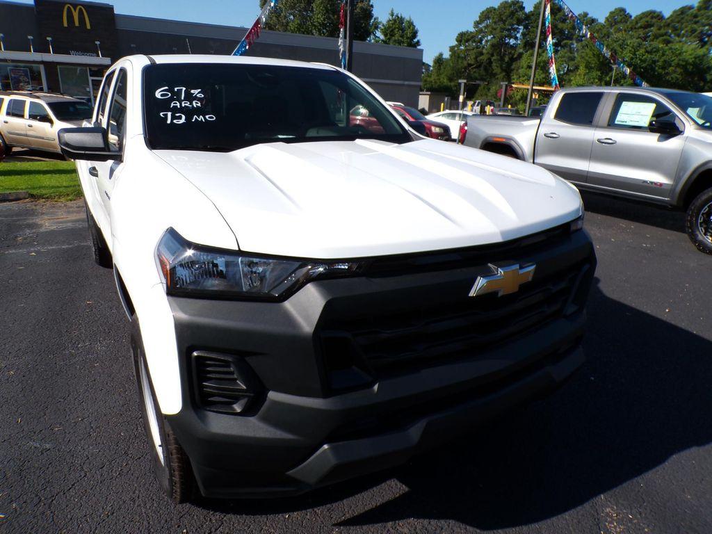 new 2025 Chevrolet Colorado car, priced at $34,690