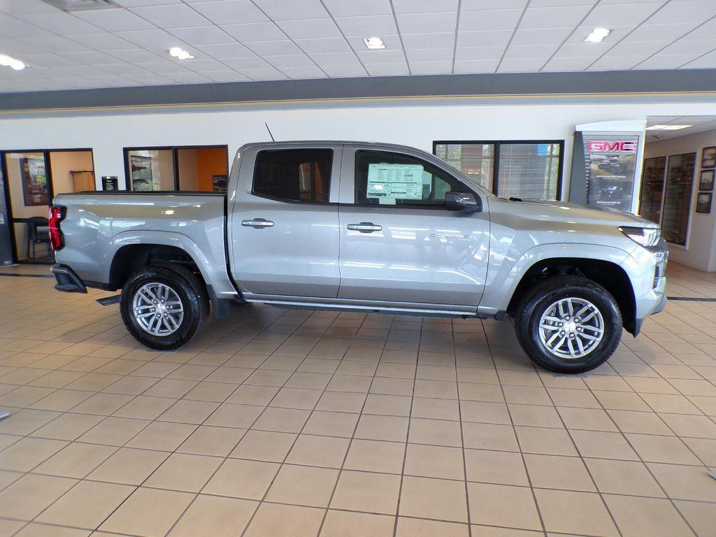 new 2025 Chevrolet Colorado car, priced at $37,495