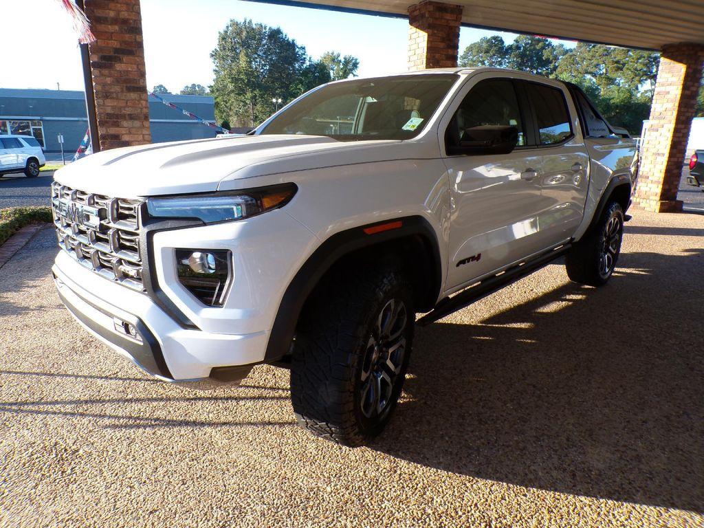 new 2025 GMC Canyon car, priced at $52,275