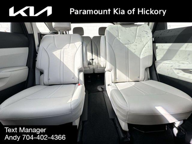 new 2025 Kia Sorento car, priced at $41,490