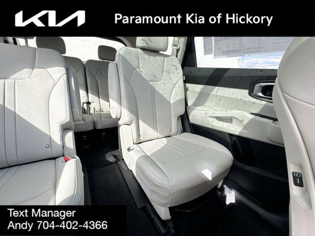 new 2025 Kia Sorento car, priced at $41,490