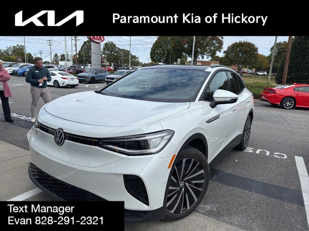 used 2024 Volkswagen ID.4 car, priced at $22,995