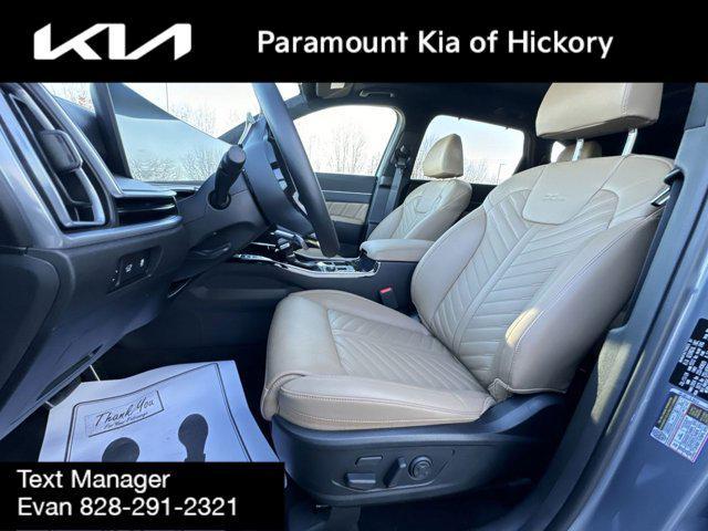 used 2025 Kia Sorento car, priced at $45,886