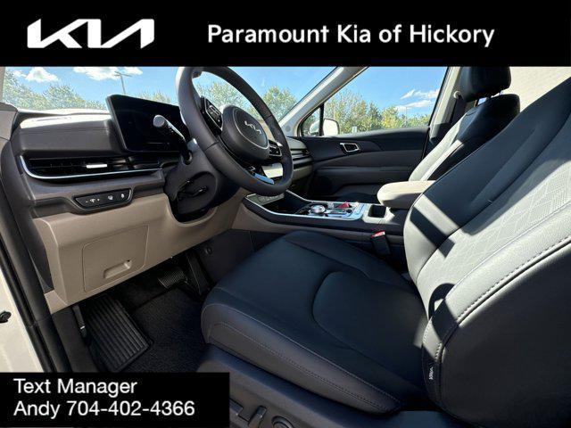 new 2025 Kia Carnival car, priced at $44,360