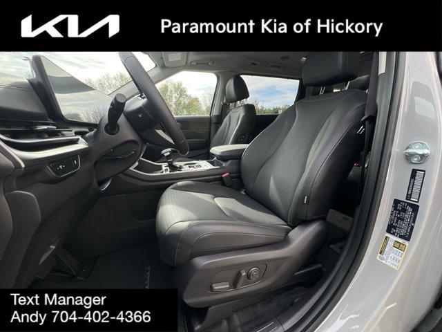 new 2025 Kia Carnival car, priced at $53,030