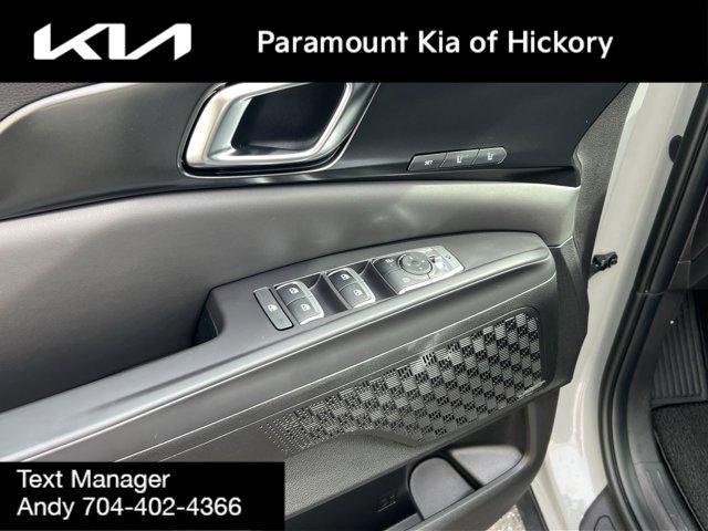 new 2025 Kia Carnival car, priced at $53,030