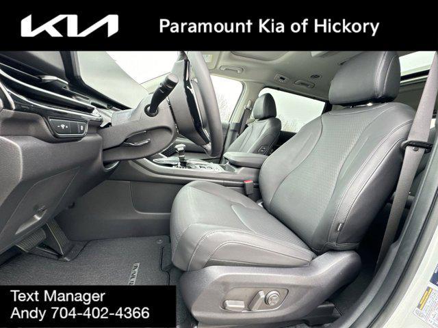 new 2025 Kia Carnival car, priced at $52,810