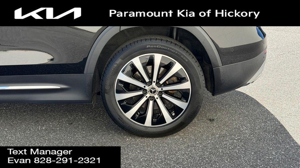 used 2022 Mercedes-Benz GLB 250 car, priced at $29,997