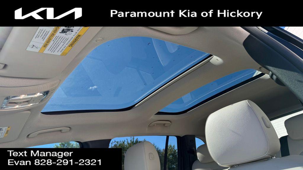 used 2022 Mercedes-Benz GLB 250 car, priced at $29,997