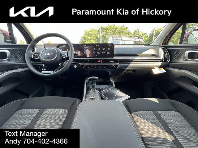 new 2025 Kia Sorento car, priced at $34,085