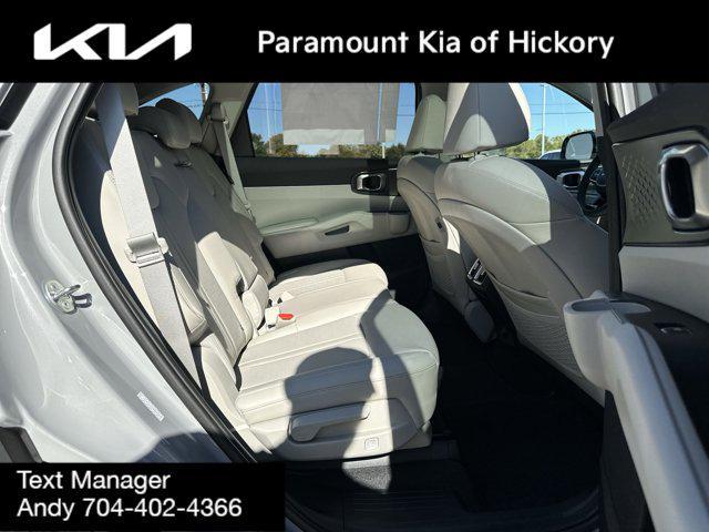 new 2025 Kia Sorento car, priced at $38,485