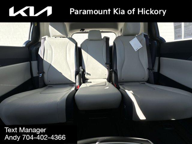 new 2025 Kia Carnival car, priced at $44,360