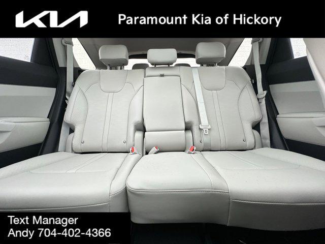 new 2025 Kia Sorento car, priced at $37,985