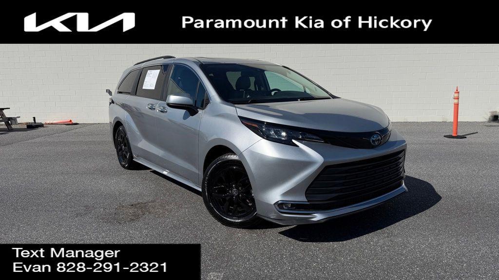 used 2024 Toyota Sienna car, priced at $39,275