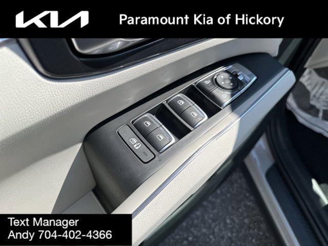 new 2025 Kia Sorento car, priced at $36,900