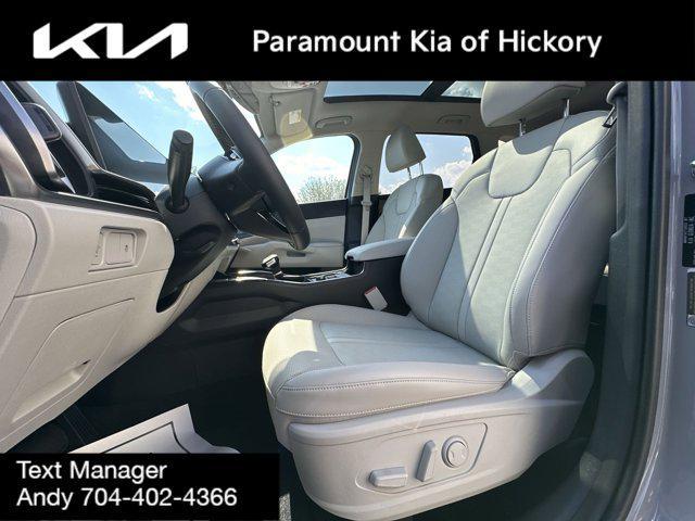 new 2025 Kia Sorento car, priced at $36,900