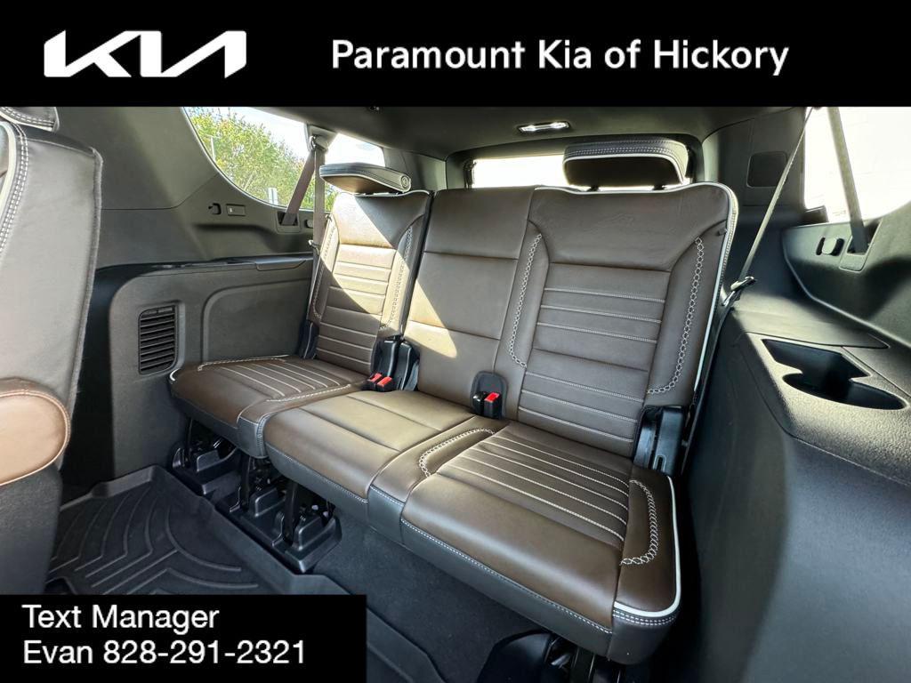 used 2025 GMC Yukon XL car, priced at $94,800