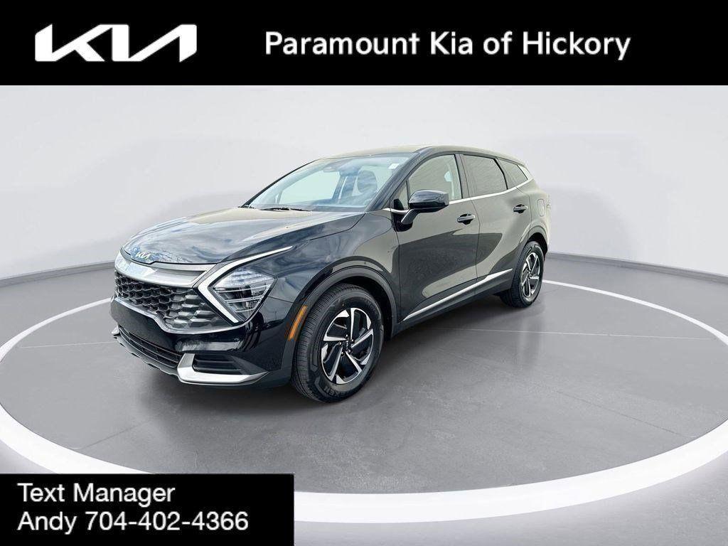 new 2025 Kia Sportage Hybrid car, priced at $30,615