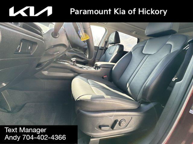 new 2025 Kia Sorento car, priced at $38,520