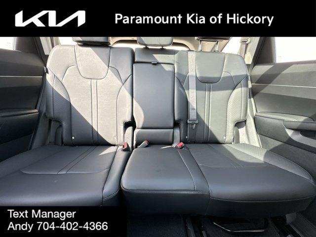 new 2025 Kia Sorento car, priced at $38,520