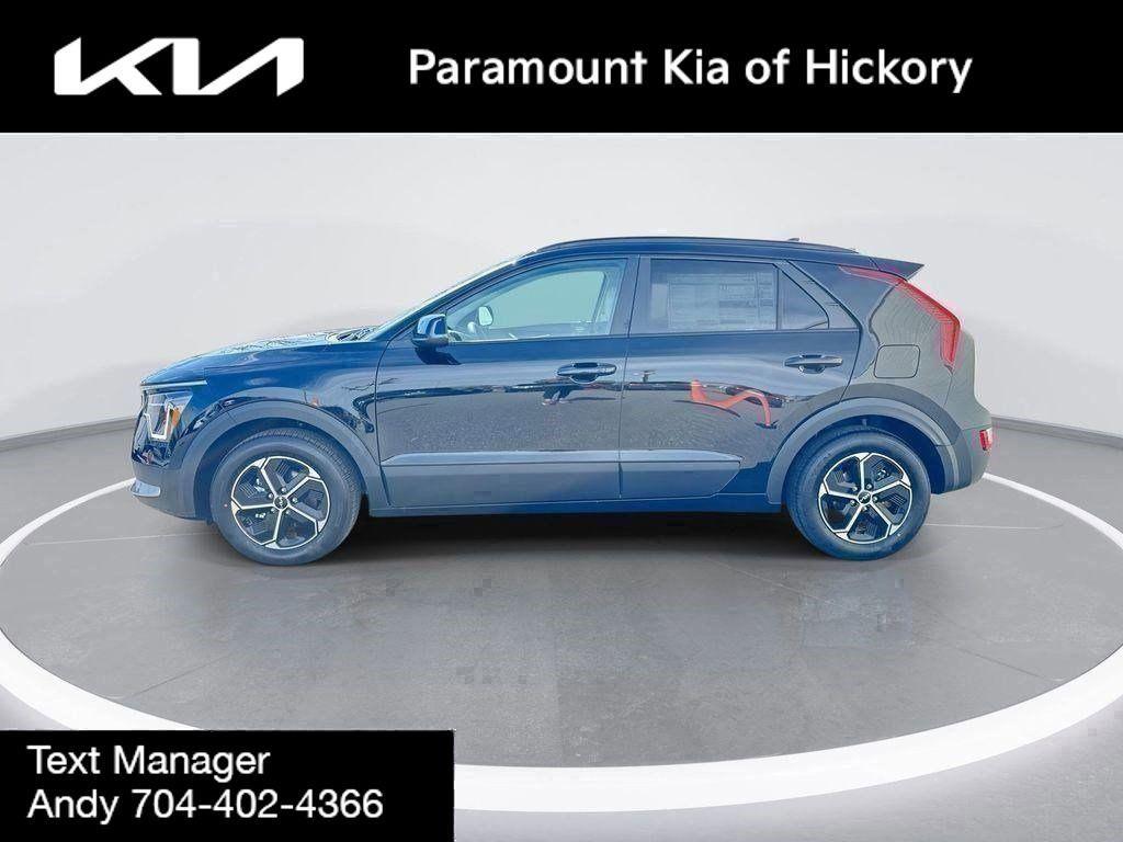 new 2025 Kia Niro car, priced at $28,900
