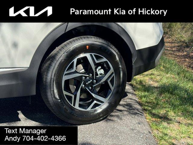 new 2024 Kia Sportage car, priced at $31,175