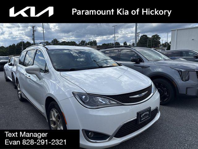 used 2018 Chrysler Pacifica car