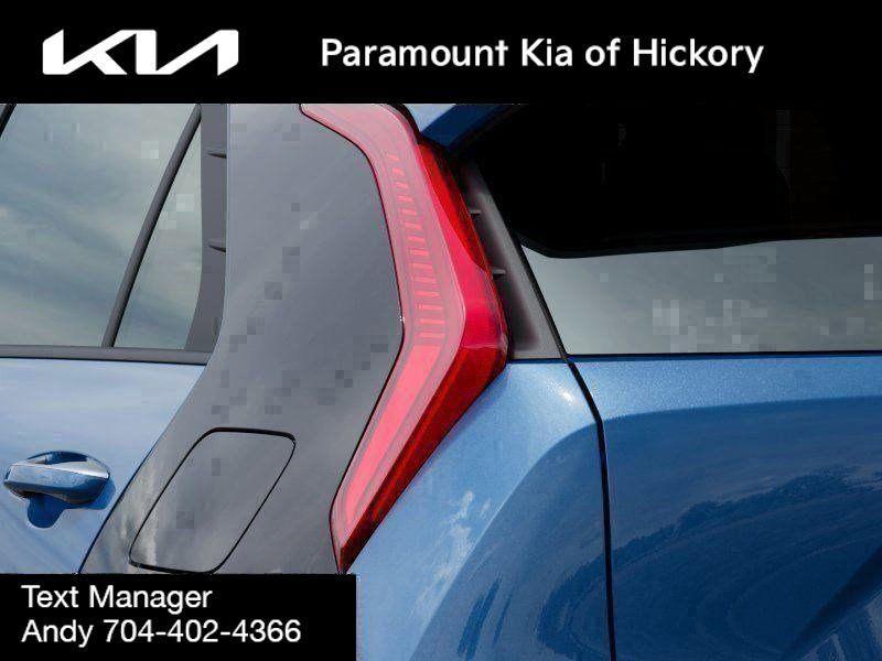 new 2025 Kia Niro car, priced at $35,630