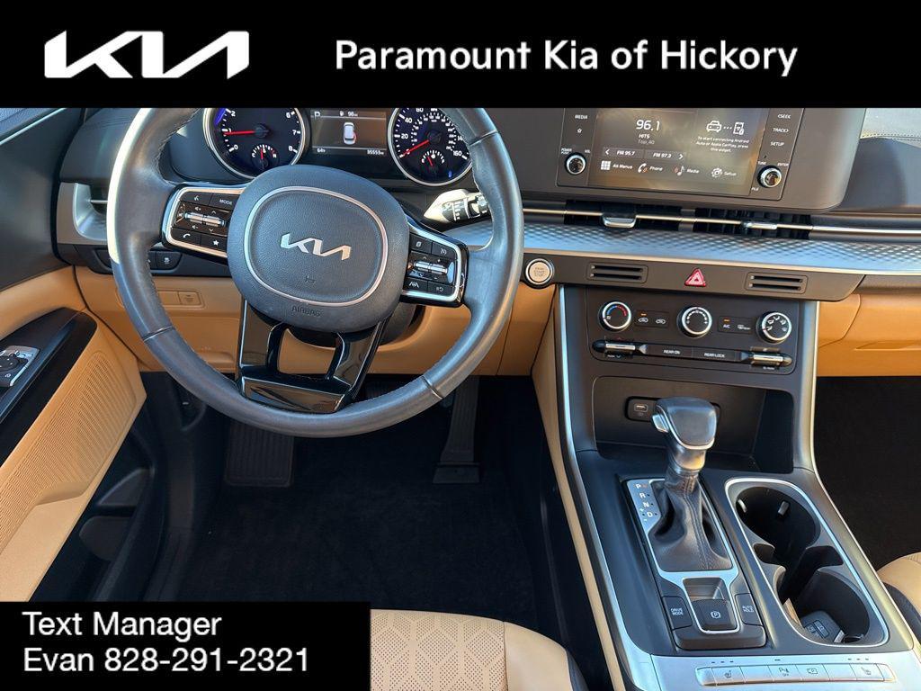 used 2024 Kia Carnival car, priced at $33,485