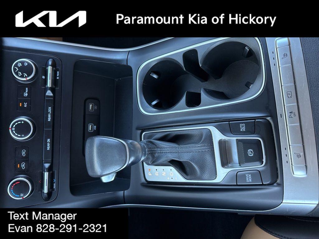 used 2024 Kia Carnival car, priced at $33,485