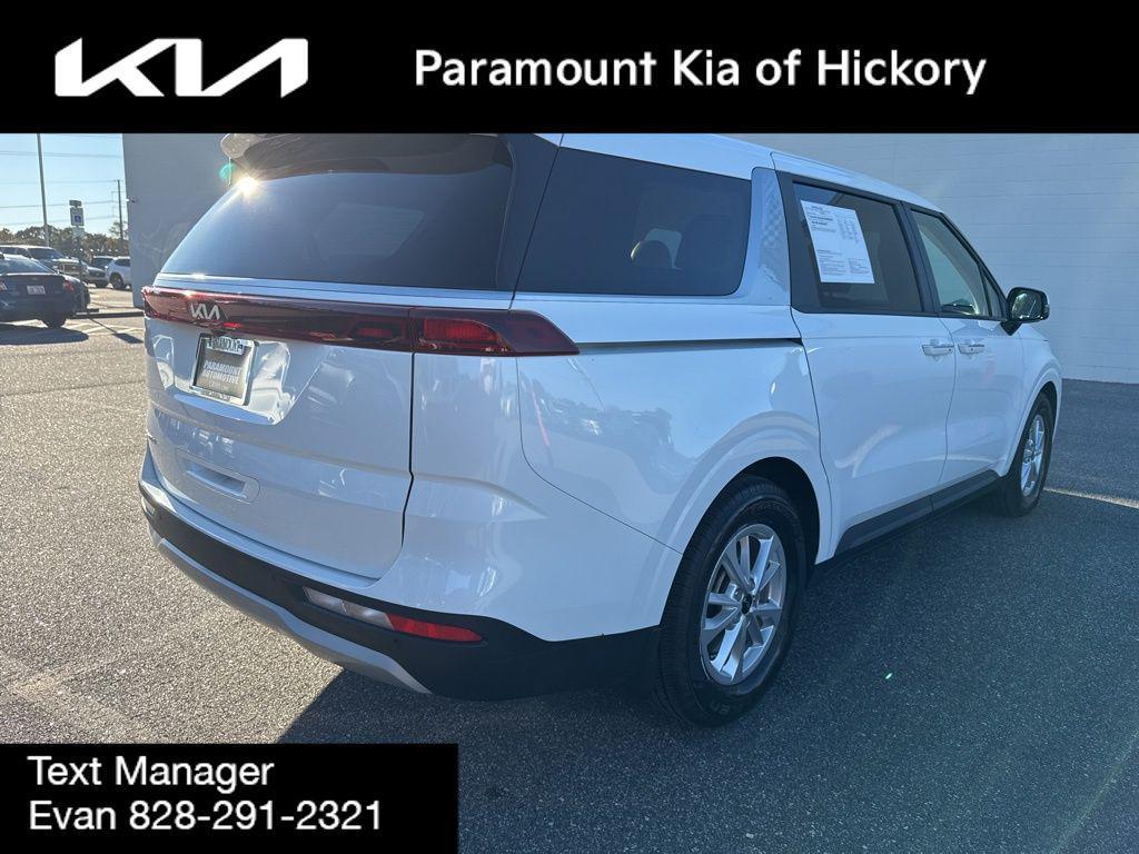 used 2024 Kia Carnival car, priced at $33,485