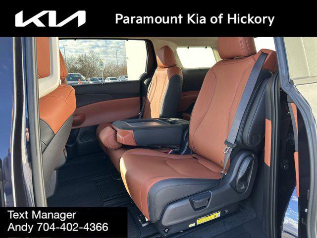 new 2025 Kia Carnival Hybrid car, priced at $44,360