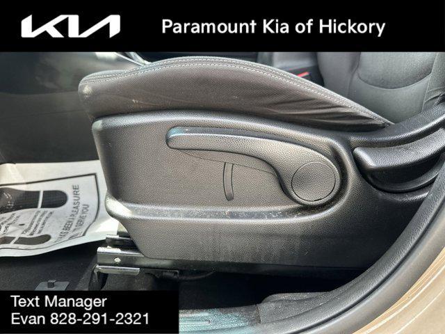 used 2016 Kia Soul car, priced at $8,994