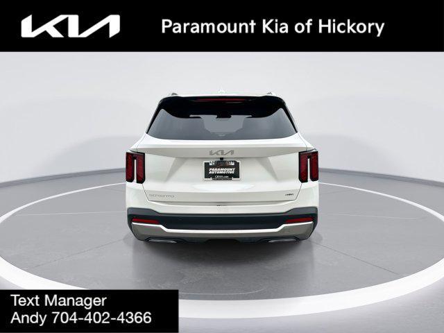 new 2025 Kia Sorento Hybrid car, priced at $42,550