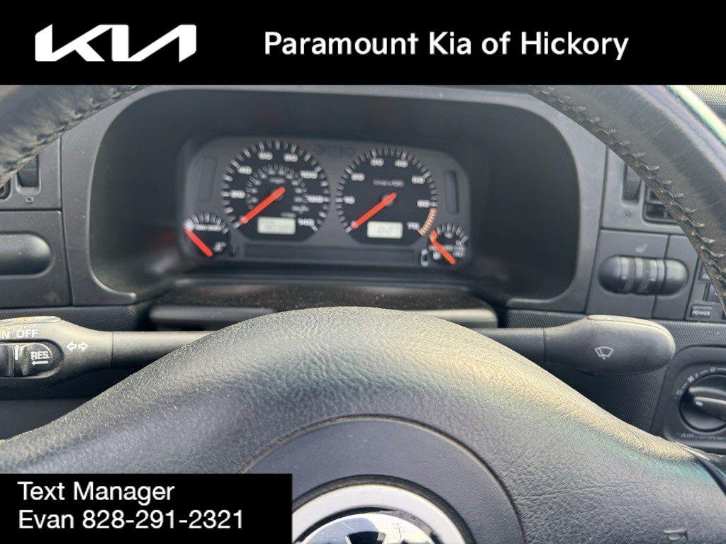 used 2000 Volkswagen Cabrio car, priced at $9,995