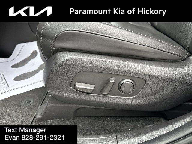 used 2024 Kia Carnival car, priced at $33,976