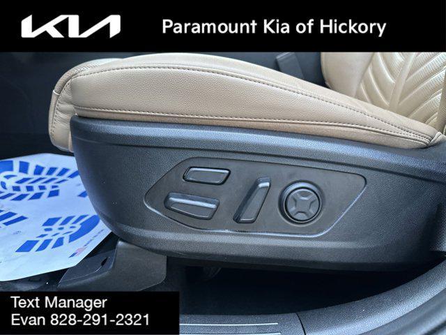 used 2024 Kia Sorento car, priced at $48,893