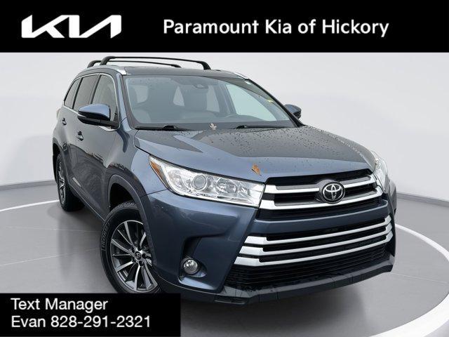 used 2019 Toyota Highlander car, priced at $28,989