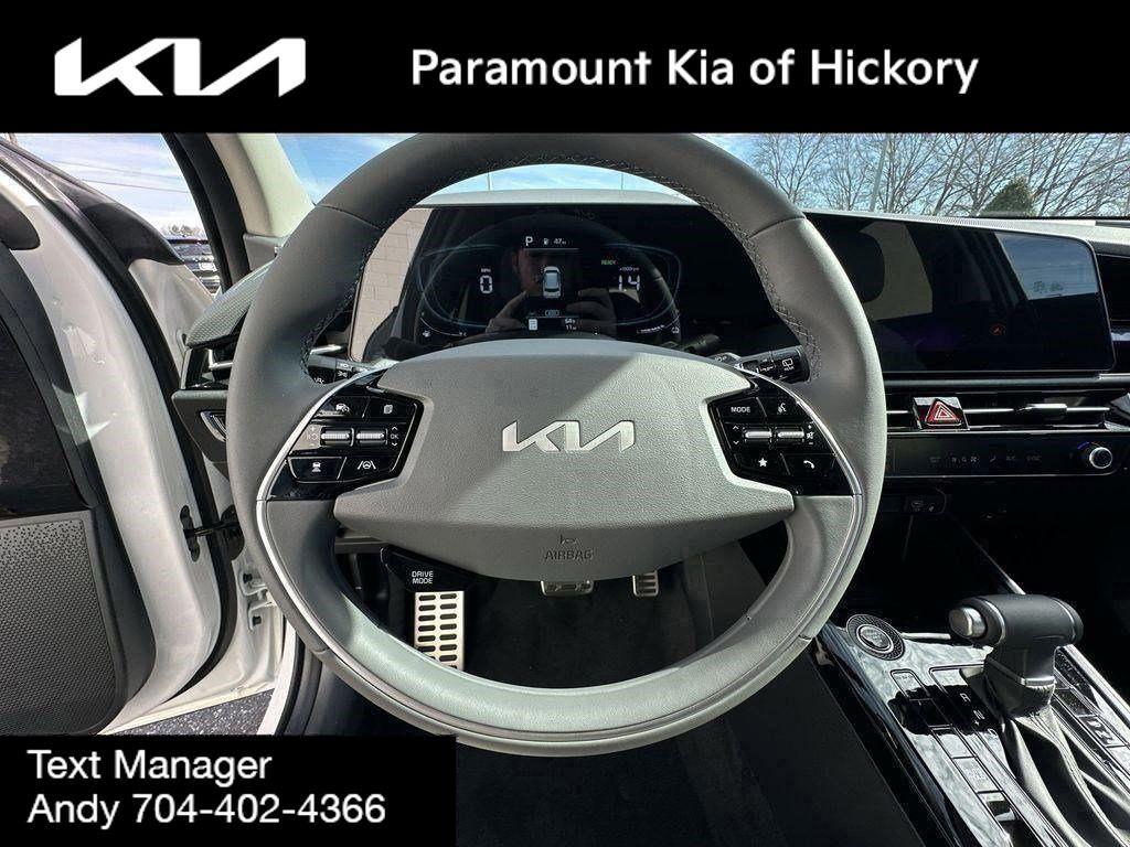 new 2025 Kia Niro car, priced at $32,035