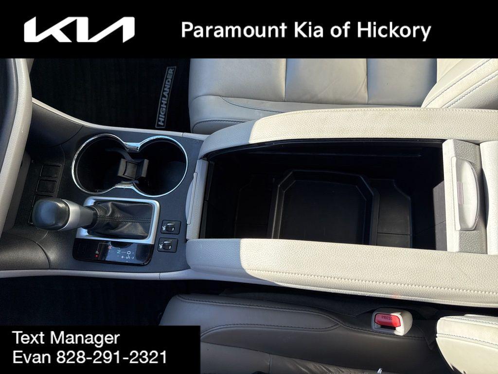 used 2018 Toyota Highlander car, priced at $22,700