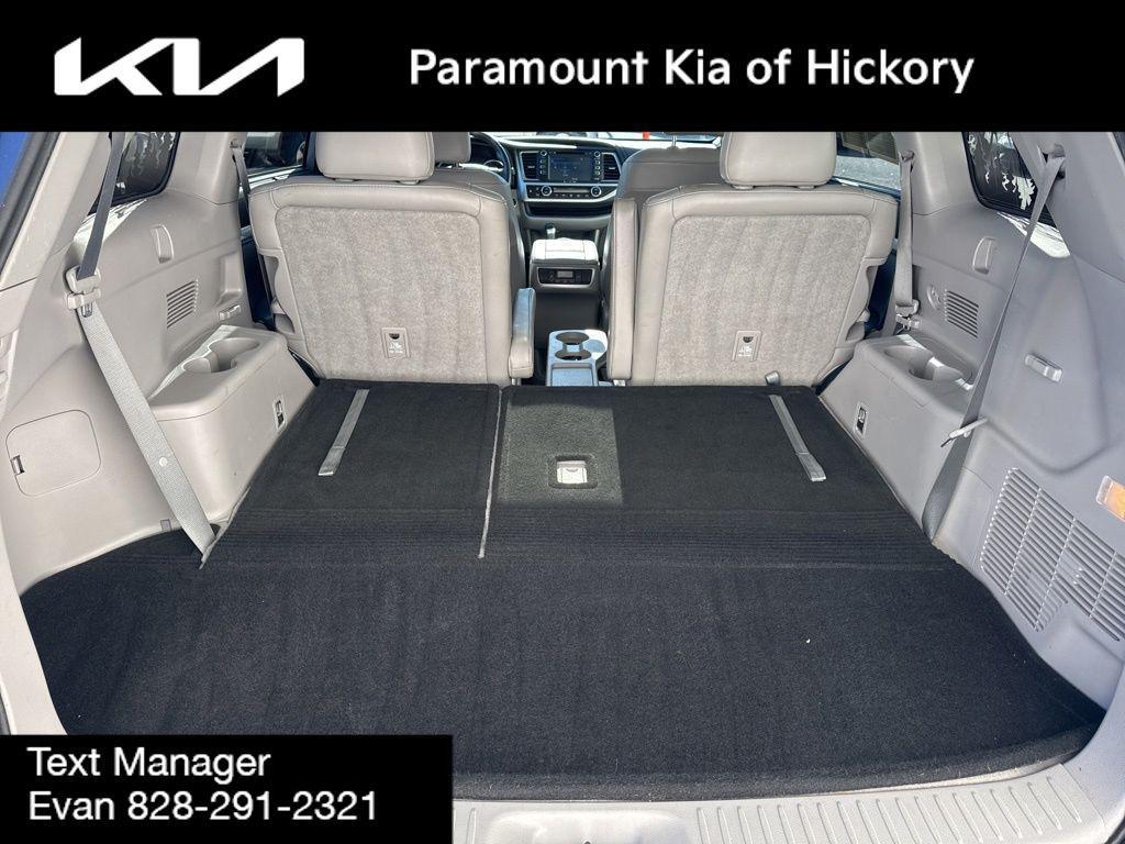 used 2018 Toyota Highlander car, priced at $22,700