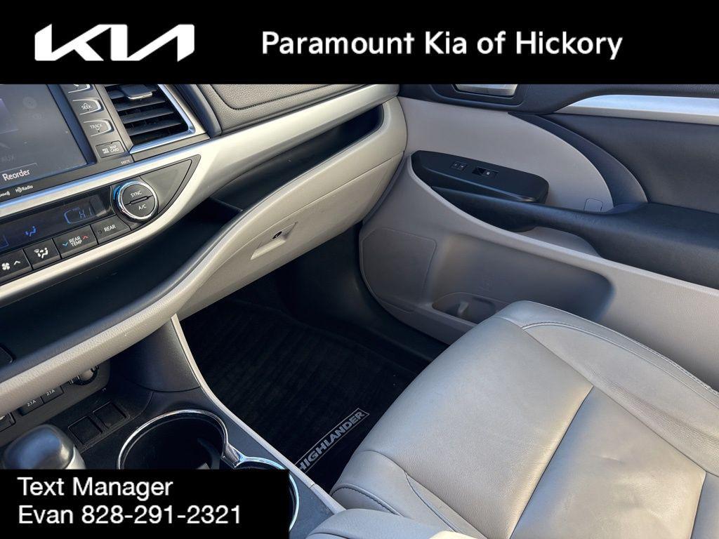 used 2018 Toyota Highlander car, priced at $22,700