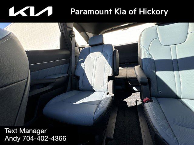 new 2025 Kia Sorento Hybrid car, priced at $48,785