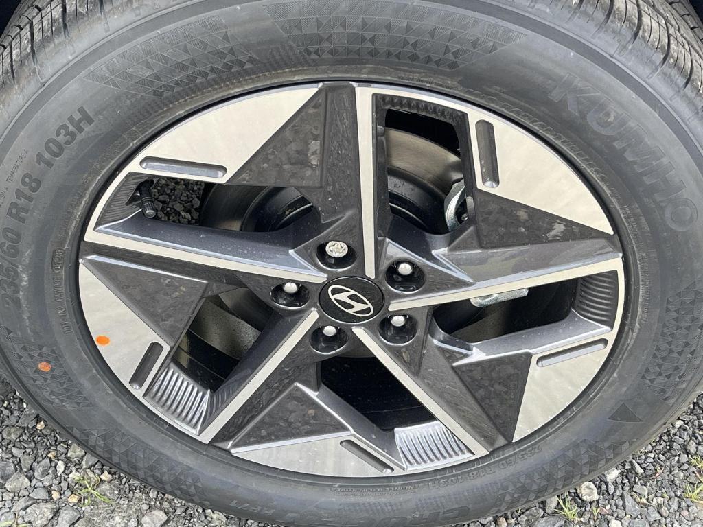 new 2025 Hyundai Tucson car, priced at $33,246